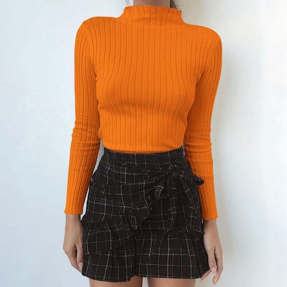 Women’s long sleeve orange turtleneck top - Picture 3 of 6